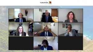 Mesa de debate 6